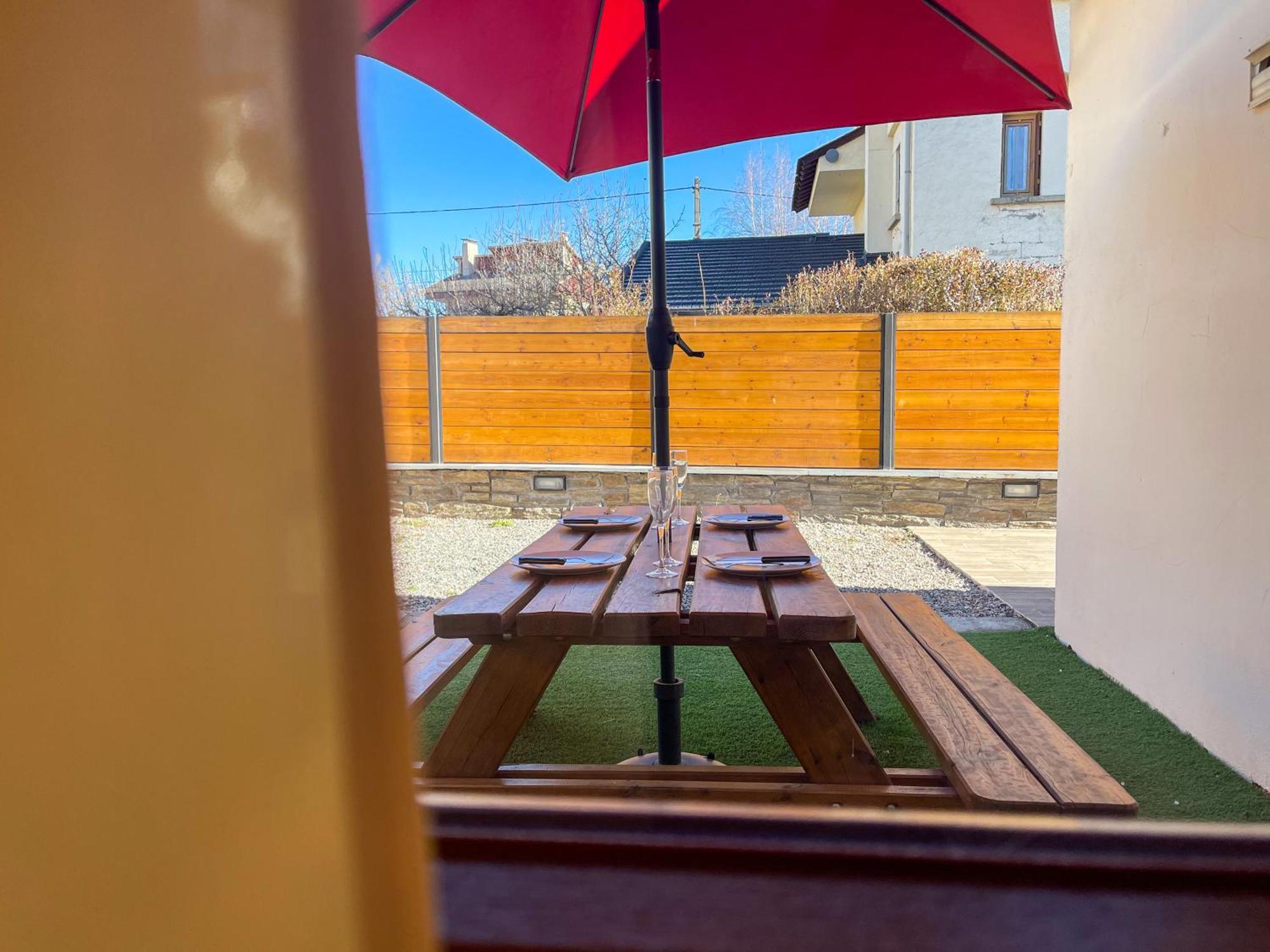 Villa Bonita Casa. Gran Jardin. Con Wifi. Bourg-Madame Exterior foto
