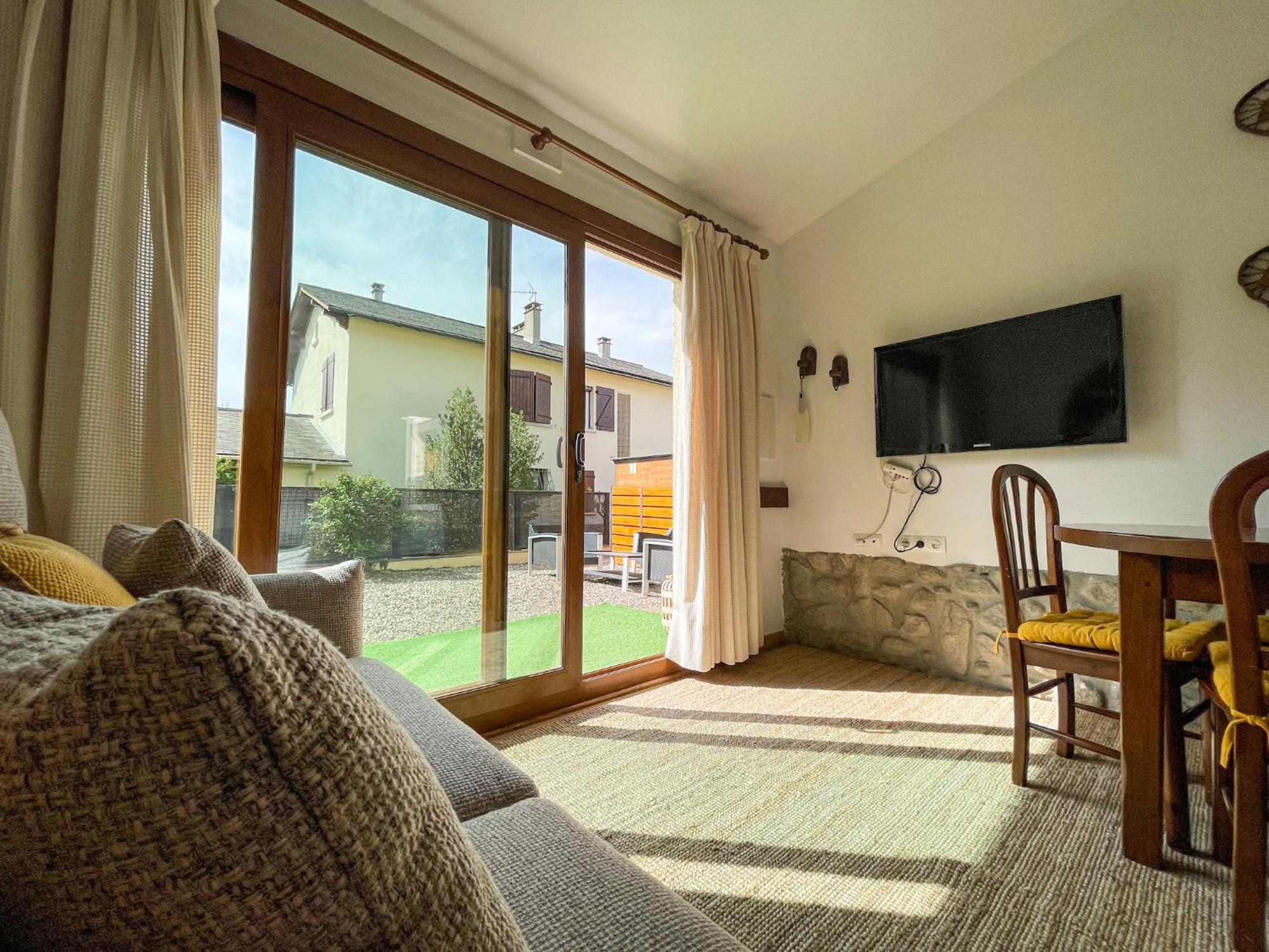 Villa Bonita Casa. Gran Jardin. Con Wifi. Bourg-Madame Exterior foto